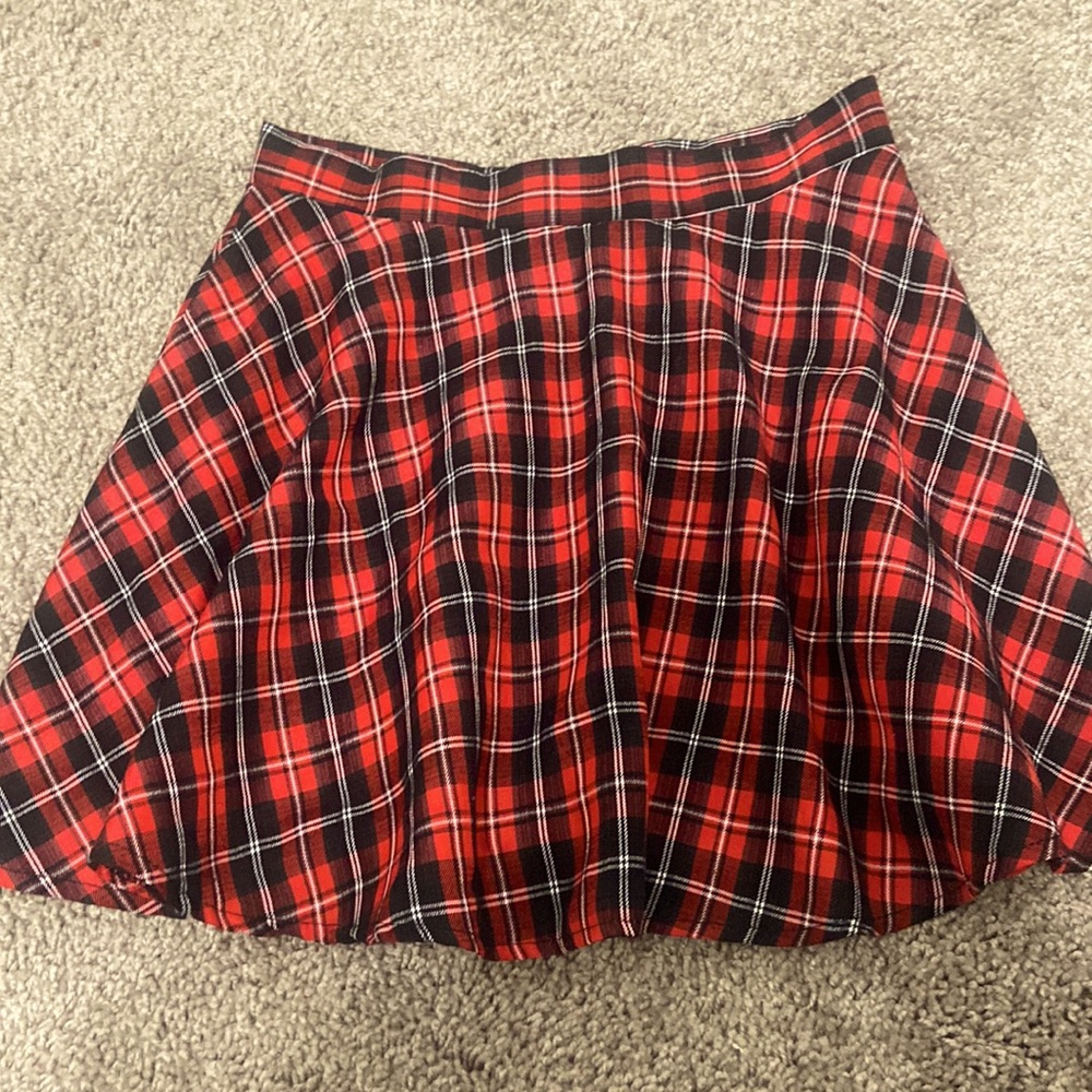 SHEIN pleated skirt